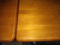Lot 18 - houten tafel. 2 stuks - afbeelding 4 van  5