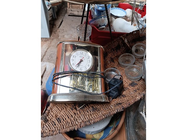 Lot 18 - lot deco materiaal - afbeelding 2 van  5