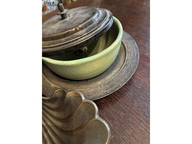 Lot 18 - lot verzilverde voorwerpen, potje met deksel, 4 stuks - afbeelding 3 van  4