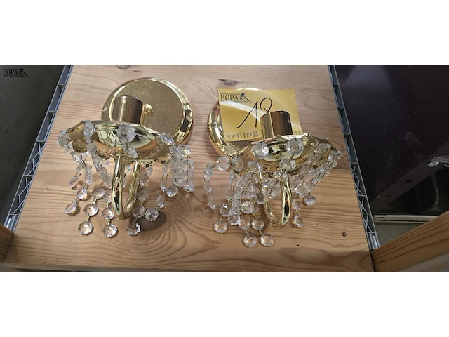 Lot 18 - muurverlichting 2 stuks - afbeelding 1 van  3