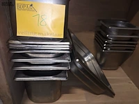 Lot 18 - rvs gastronorm bakken. 15 stuks - afbeelding 3 van  3
