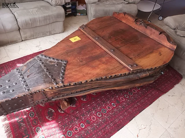 Lot 18 - salontafel blaasbalg en tapijt - afbeelding 4 van  4