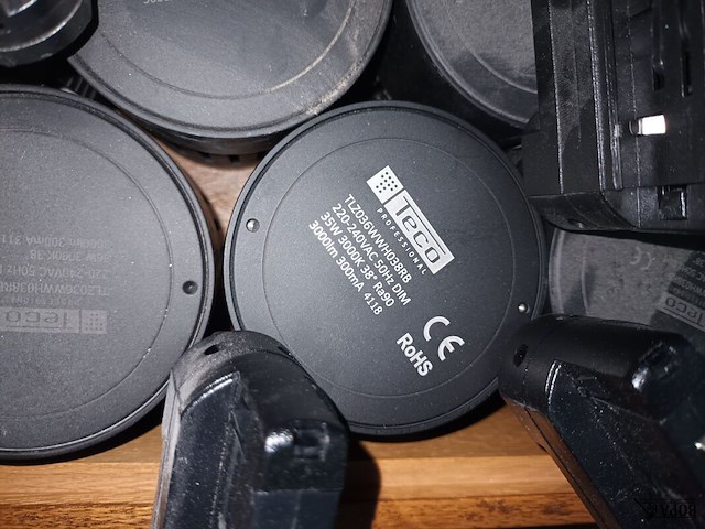 Lot 18 - spots teco. 33 stuks - afbeelding 2 van  3