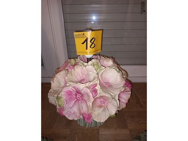 Lot 18 - tafellamp bloemen - afbeelding 1 van  4