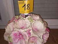 Lot 18 - tafellamp bloemen - afbeelding 1 van  4