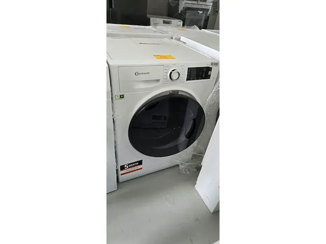 Lot 18 - wasmachine bauknecht - afbeelding 1 van  6