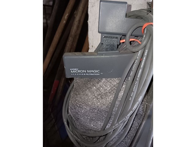 Lot 180 - kirby stofzuiger - afbeelding 4 van  4