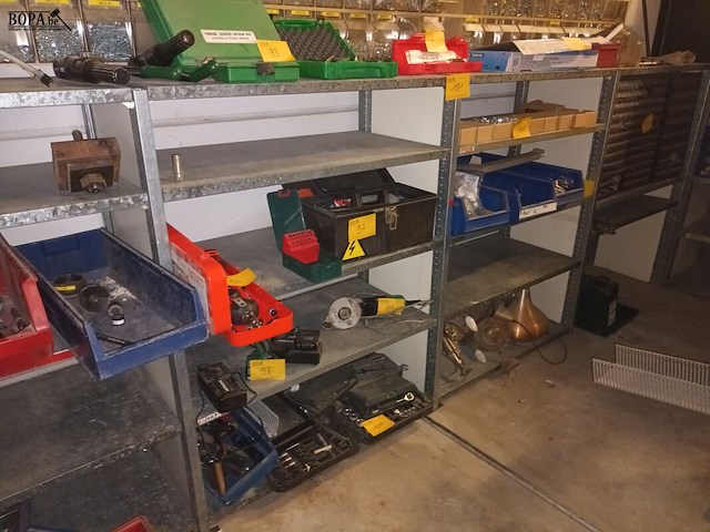 Lot 181 - grijs laag magazijnrek - afbeelding 2 van  3