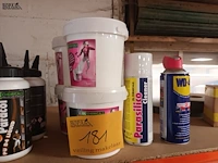 Lot 181 - lijm en reparatie pasta. 16 stuks - afbeelding 2 van  5