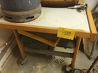 Lot 182 - eetstoel - afbeelding 1 van  3