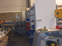 Lot 182 - grijs metalen magazijnrek. 2 stuks - afbeelding 3 van  3