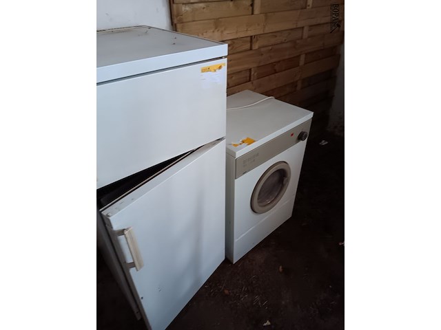 Lot 182 - lot witgoed - afbeelding 2 van  7