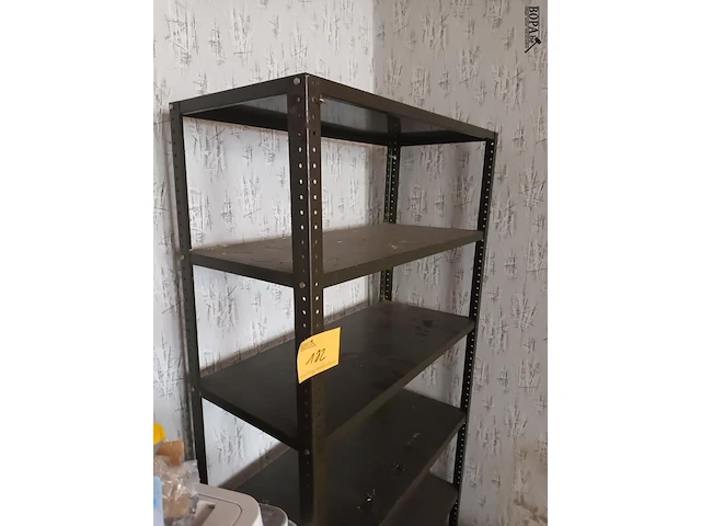 Lot 182 - metalen rek - afbeelding 2 van  3