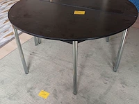 Lot 182 - ronde tafel - afbeelding 1 van  3