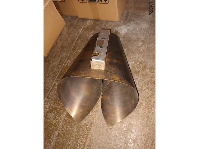 Lot 183 - metalen wandverlichting. 5 stuks - afbeelding 3 van  3