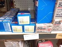 Lot 183 - pluggen en schroeven - afbeelding 2 van  5