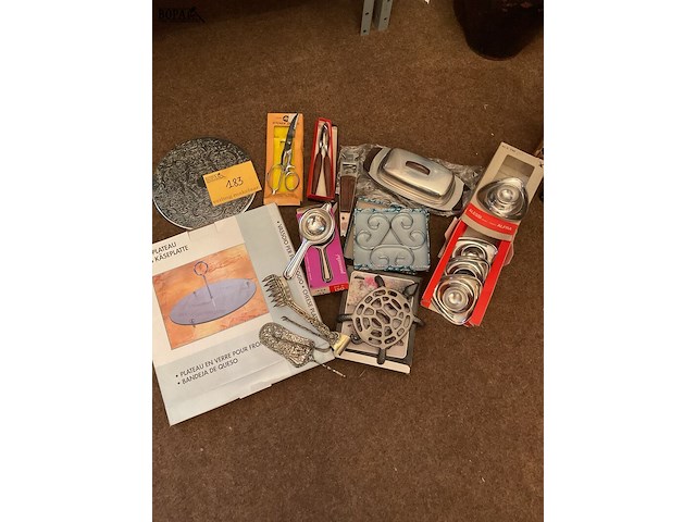 Lot 183 - set keukengerei, allerlei - afbeelding 1 van  5