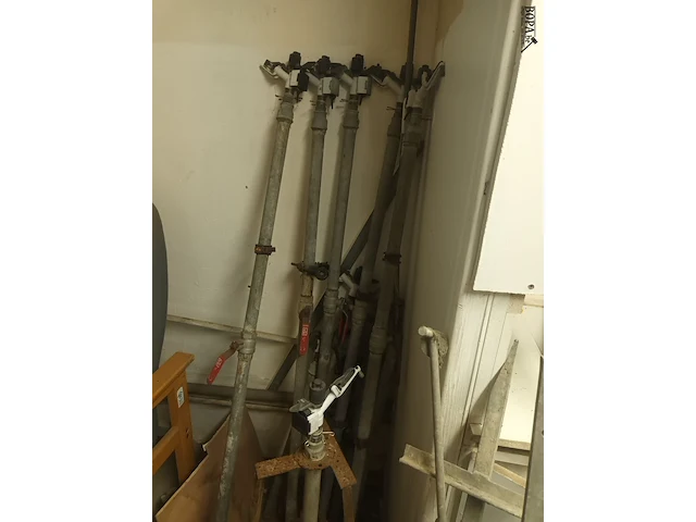 Lot 183 - zaaimachine en sprinklersysteem - afbeelding 2 van  4