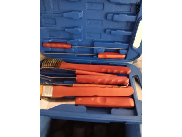 Lot 184 - bbq, tapijt en koelelementen - afbeelding 3 van  4