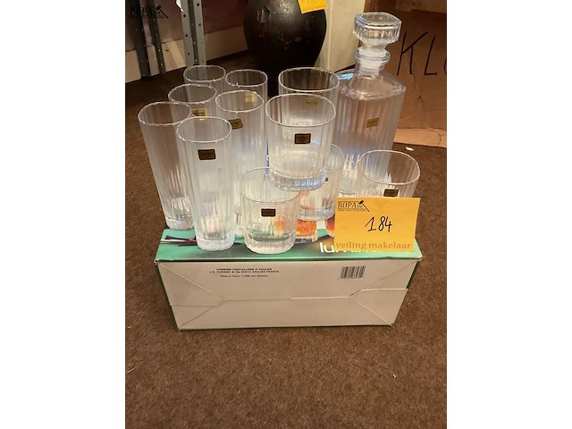 Lot 184 - set quadro glazen, kan en tumbler, 13 stuks - afbeelding 2 van  3