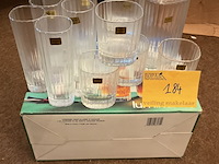 Lot 184 - set quadro glazen, kan en tumbler, 13 stuks - afbeelding 2 van  3
