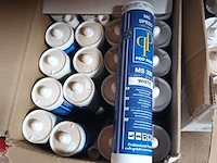 Lot 184 - silicone en montage lijm. 3 dozen - afbeelding 3 van  4