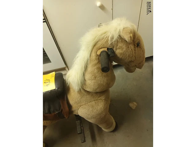 Lot 184 - speelgoed paard - afbeelding 4 van  4