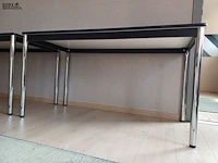 Lot 184 - tafel - afbeelding 2 van  3