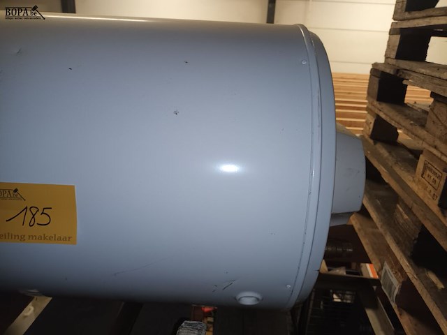 Lot 185 - boiler - afbeelding 1 van  2