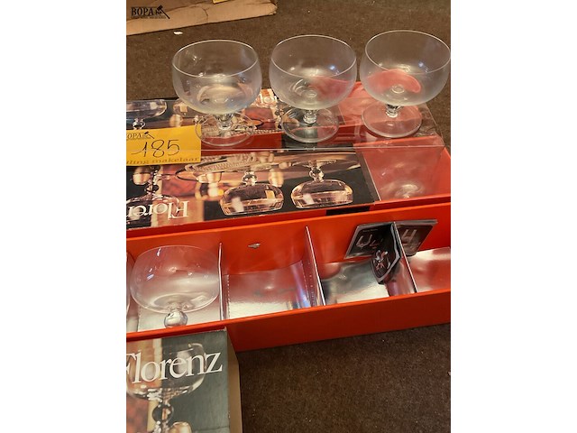 Lot 185 - rastal kristal coupes champagne, 18 stuks - afbeelding 2 van  2