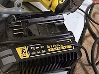 Lot 186 - accu bandcirkelzaag stanley fatmax 18v met lader sfmcs500 - afbeelding 3 van  3