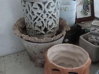 Lot 186 - bloempotten - afbeelding 5 van  7