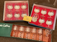 Lot 186 - set glazen, 6 kristal irish koffie en 12 kristal n - afbeelding 1 van  1