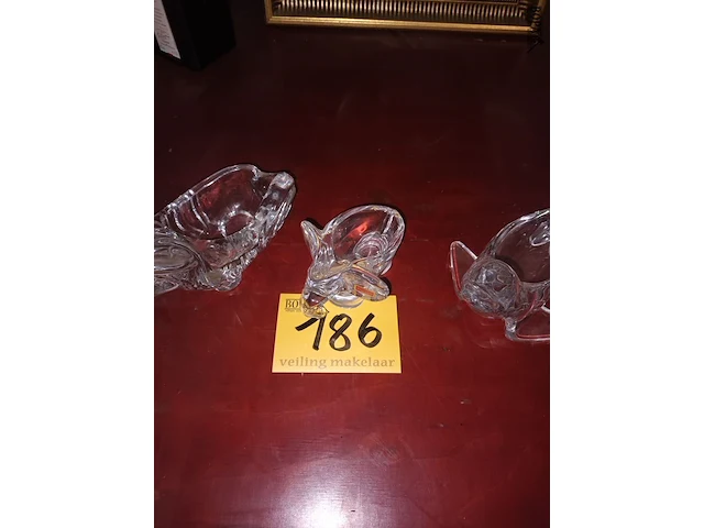 Lot 186 - vide-poche vannes cristal. 3 stuks - afbeelding 1 van  5