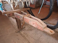 Lot 187 - lange tractorkar met 2 wielen - afbeelding 4 van  4
