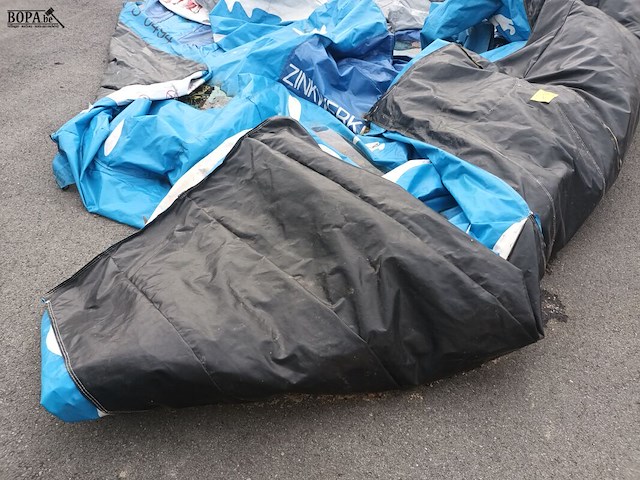 Lot 187 - luchtkasteel - afbeelding 2 van  3