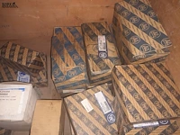 Lot 187 - onderdelen. 35 dozen - afbeelding 5 van  6