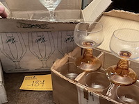 Lot 187 - set glazen, 6 bartissol - 6 kristal met bruin voetje - 6 gin - afbeelding 3 van  3