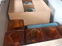 Lot 187 - theelichten, potjes en kaarsen - afbeelding 4 van  7