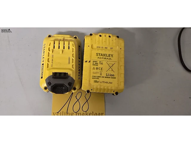 Lot 188 - accu stanley fatmax 18v 2 stuks - afbeelding 1 van  4