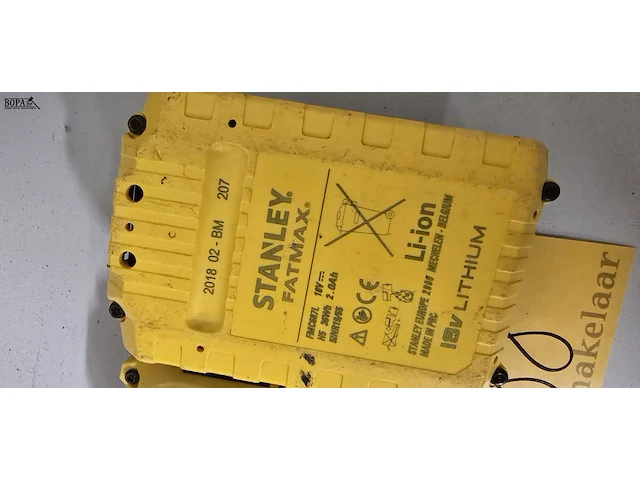 Lot 188 - accu stanley fatmax 18v 2 stuks - afbeelding 2 van  4