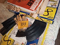 Lot 188 - oud speelgoed - afbeelding 1 van  5