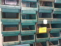 Lot 188 - sorteerbakjes. 50 stuks - afbeelding 1 van  4