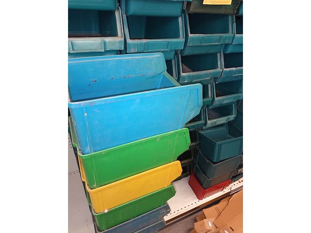 Lot 188 - sorteerbakjes. 50 stuks - afbeelding 3 van  4