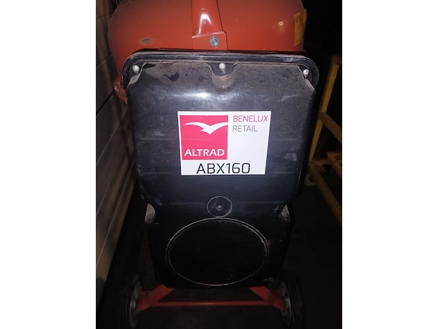 Lot 19 - betonmolen - afbeelding 3 van  5