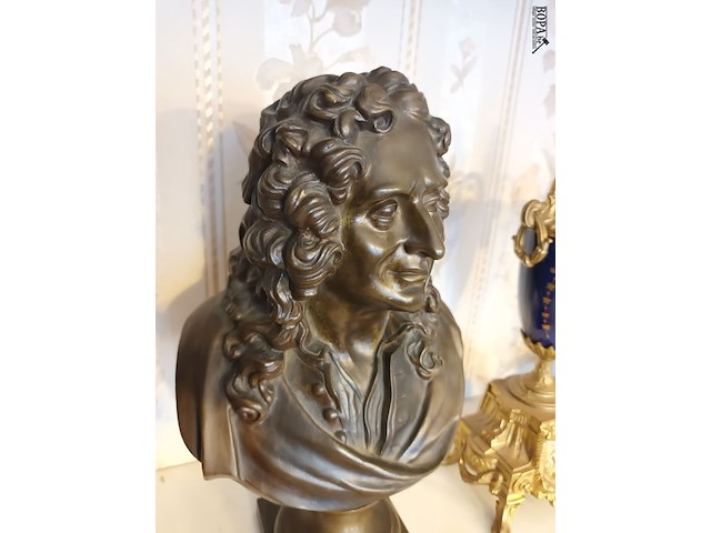 Lot 19 - bronzen buste - afbeelding 2 van  4