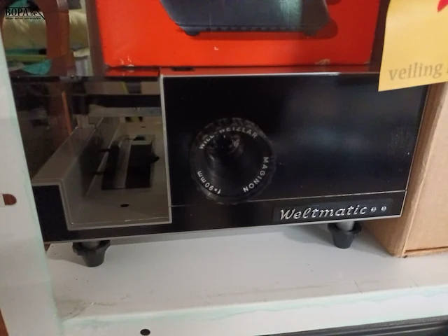 Lot 19 - diascoop en diaprojector - afbeelding 2 van  3