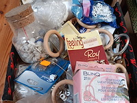 Lot 19 - kapstokken, klinken en bevestiging - afbeelding 2 van  4