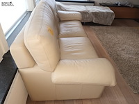 Lot 19 - lederen sofa - afbeelding 2 van  4