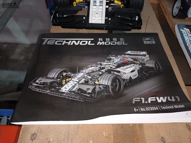 Lot 19 - lego technic f1 williams fw41 - afbeelding 3 van  3
